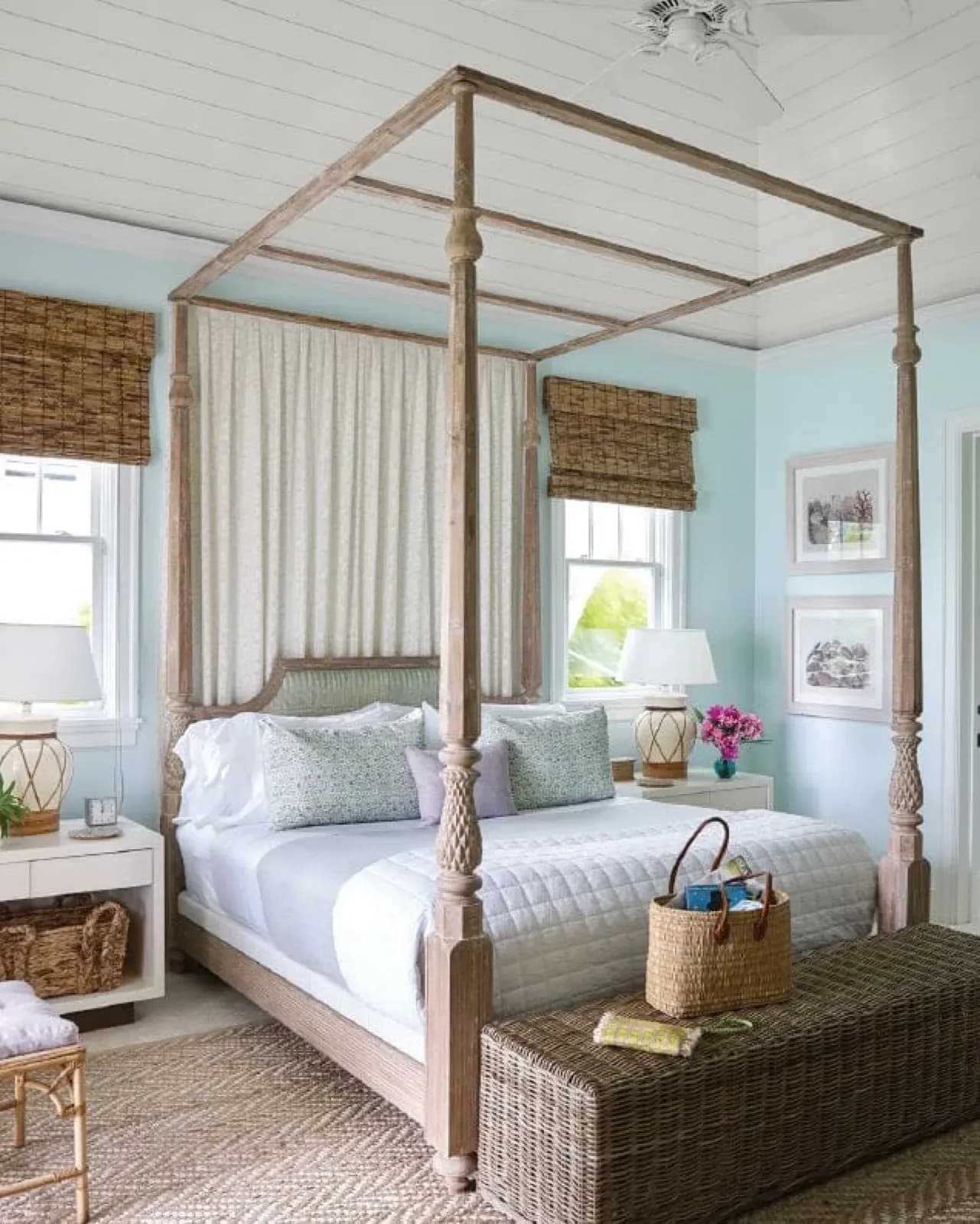 The Dunmore – Zimmer mit Himmelbett in Hellblau und Weiß